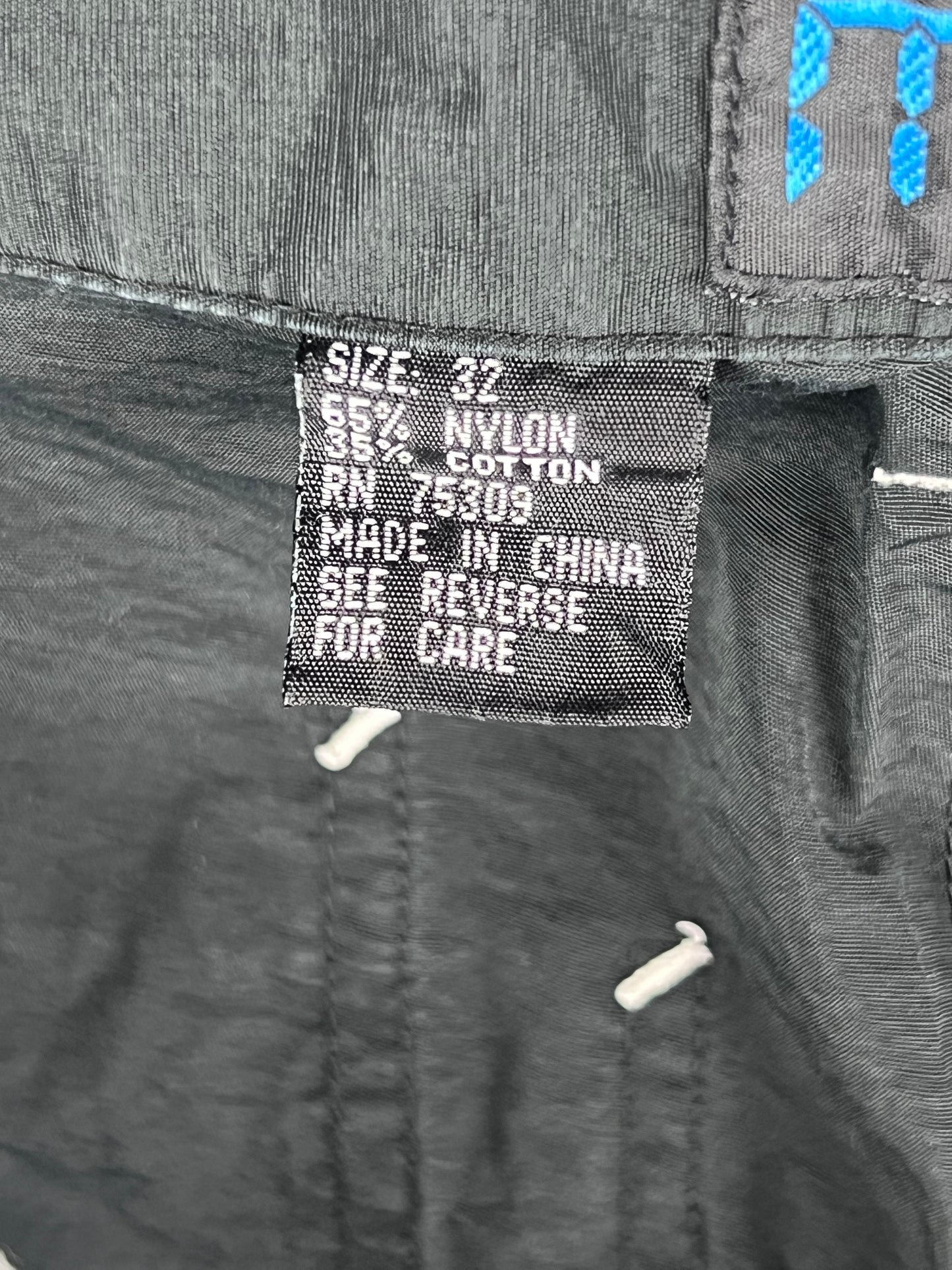 Vintage Mens’s Y2K MT-2 Long Cargo Rave Shorts