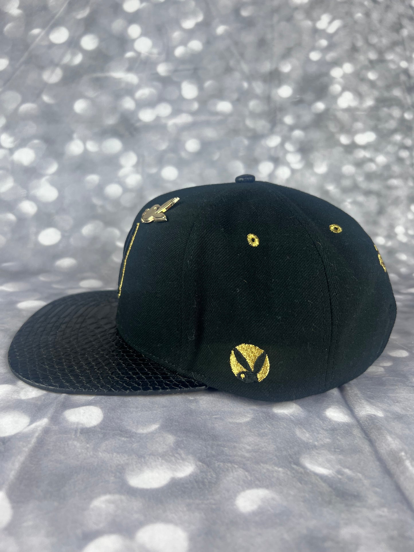 Lids PLAYBOY Bunny Embroidered Adjustable Snapback Hat With Gold Pin