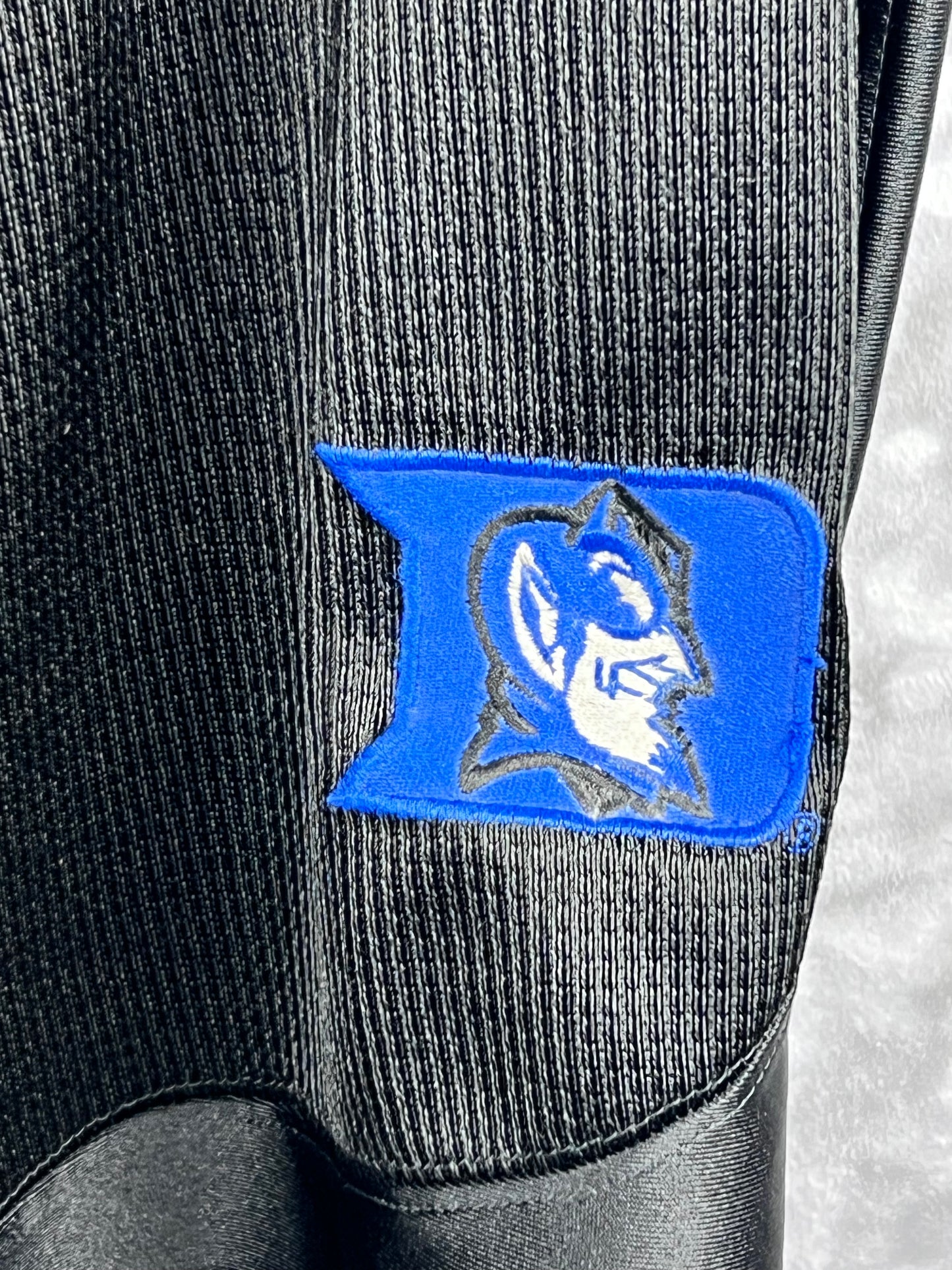 Champs Sports Duke Blue Devils Basketball Shorts Men's 2XL