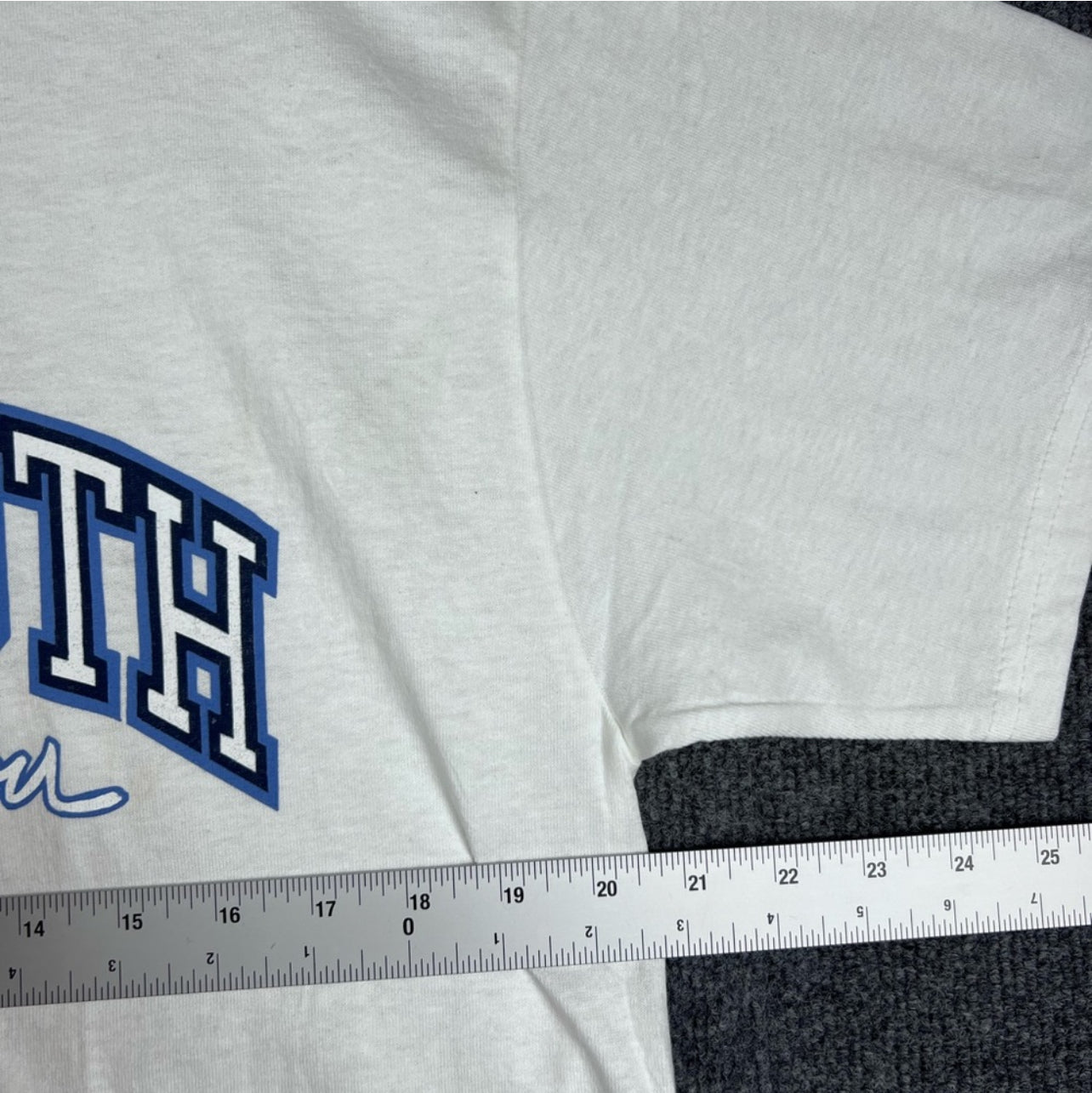Platinum FUBU Dirty South Y2K Era T-Shirt Men's Large
