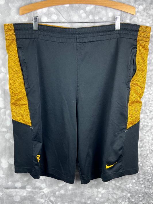 Nike Black Kobe Bryant Mamba Snakeskin Basketball Shorts Men's XL