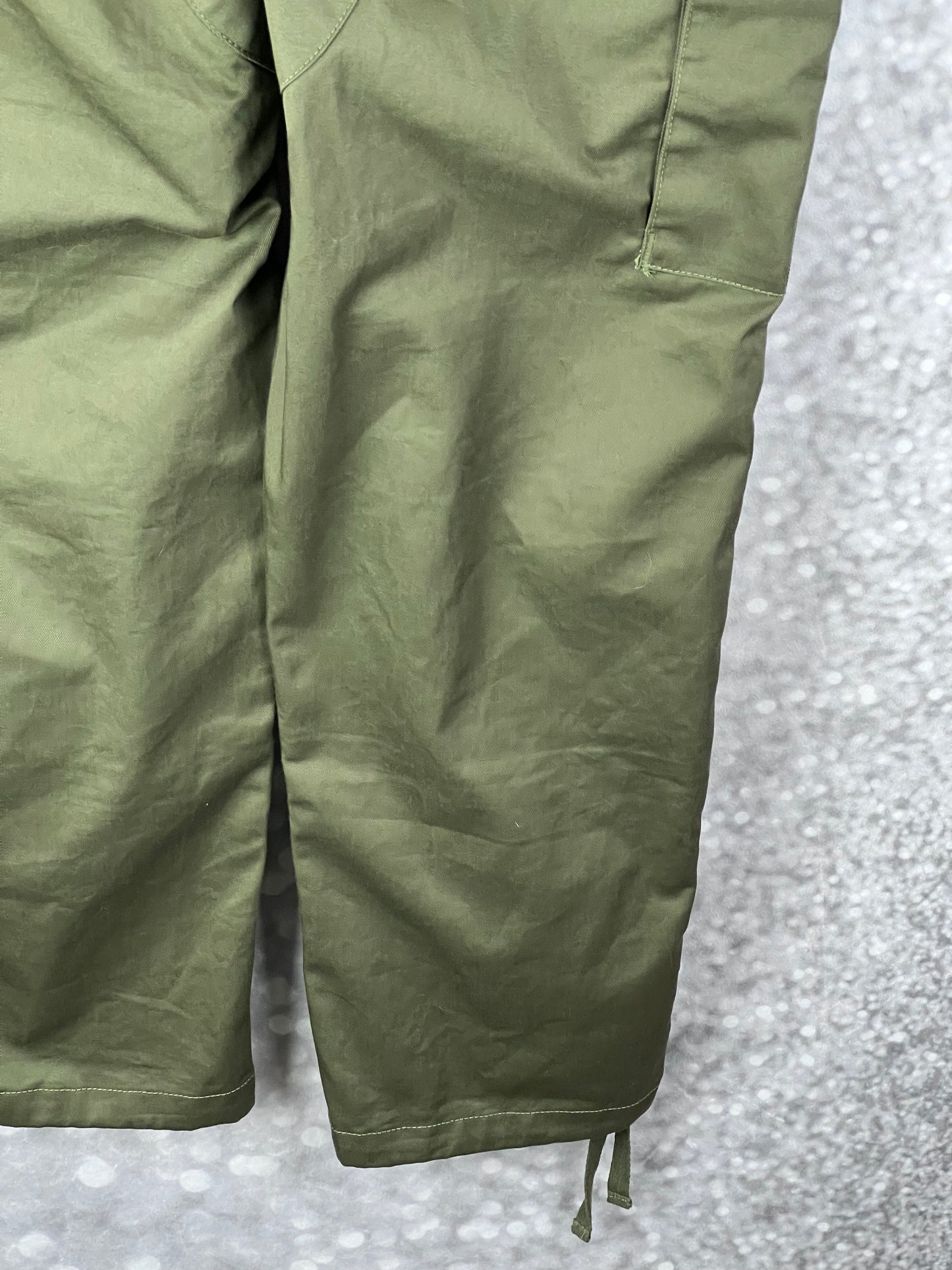 Empyre Relax Loose Fit Button Fly Cargo Skate Pants Olive Green Size 28
